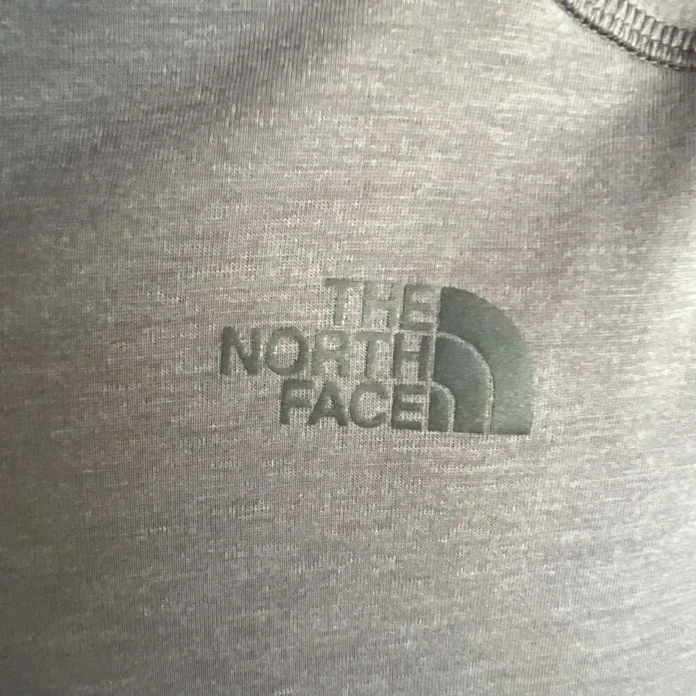 The North Face Men’s Essential Lightweight Athletic Pullover Jacket Med Gray